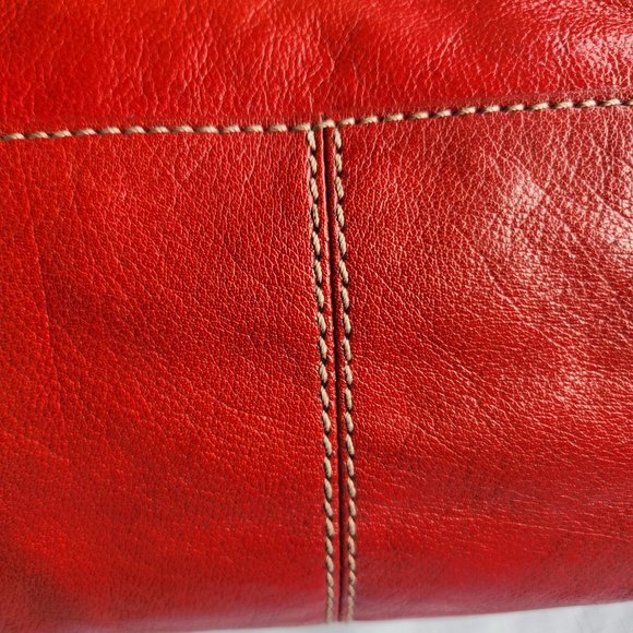Fossil Red Leather Lady Purse/ Handbag - Picture 3 of 16